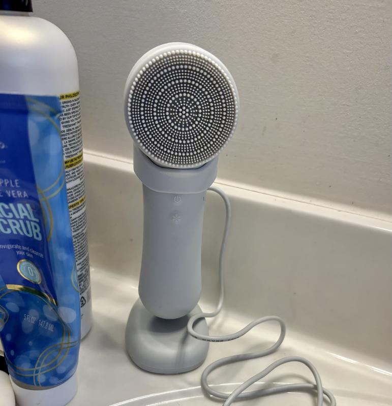 Stand helps to keep the place clean