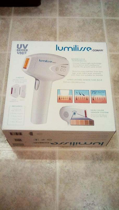 Depiladora de luz pulsada (IPL) Lumilisse by Conair™