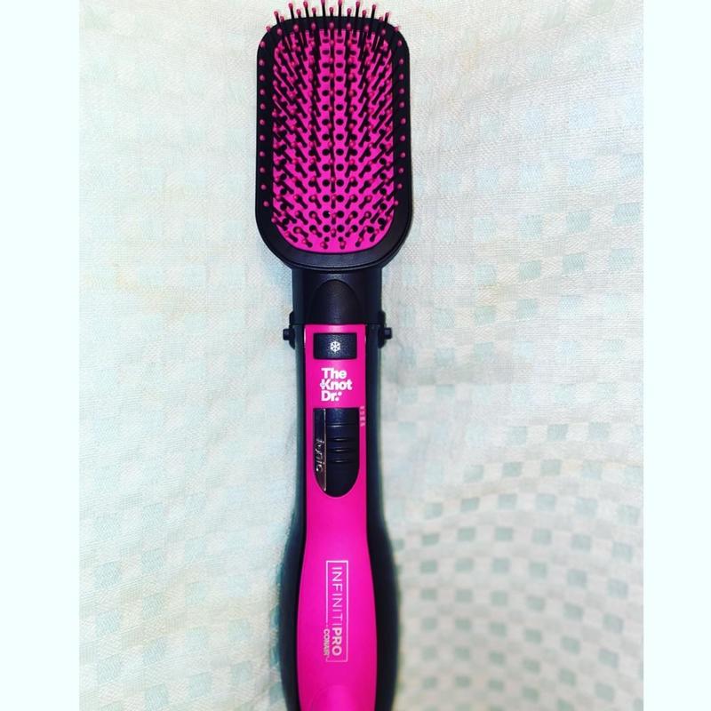 Straightening 2025 brush walgreens