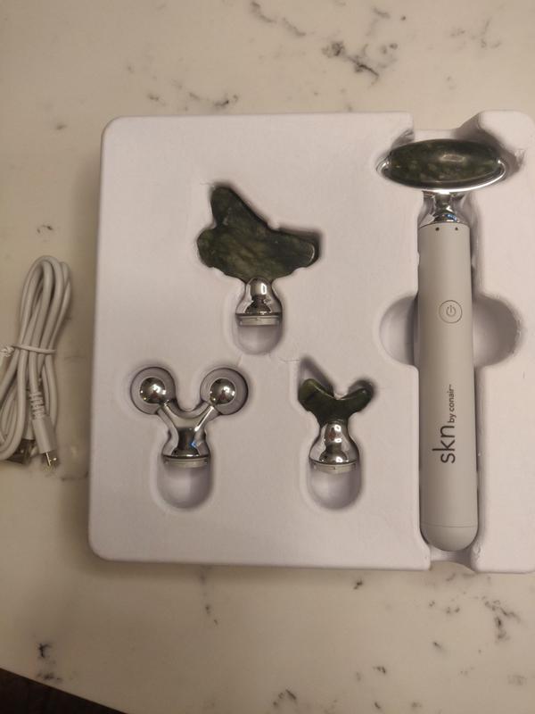 The Jade Vibe Roller Kit