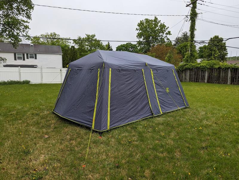 CORE 9 Person Instant Cabin Tent with Full Rainfly 14 x 9 