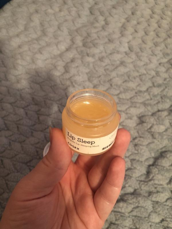 Customer photo for "Get lip mask"