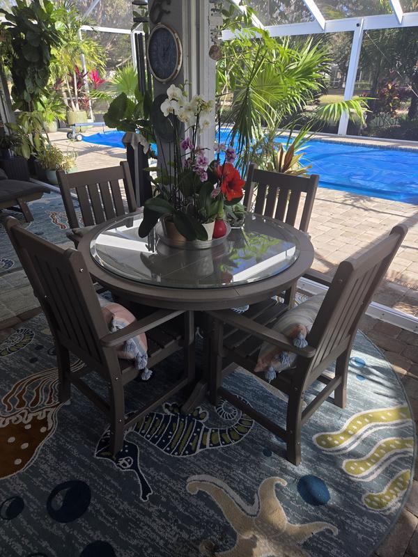 5 Piece Patio Furniture/ Lounge Chairs.