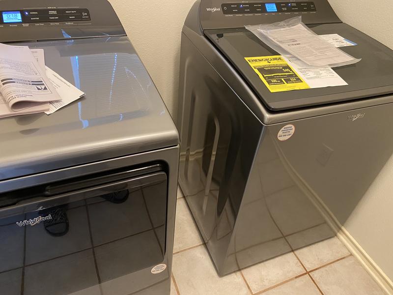 Whirlpool 4.7 cu. ft. Top Load Washer with Pretreat Station Whirlpool 4.7 cu. ft. Top Load Washer with Pretreat Station