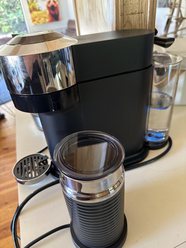 Nespresso Vertuo Next Deluxe with Aeroccino 3 and 32