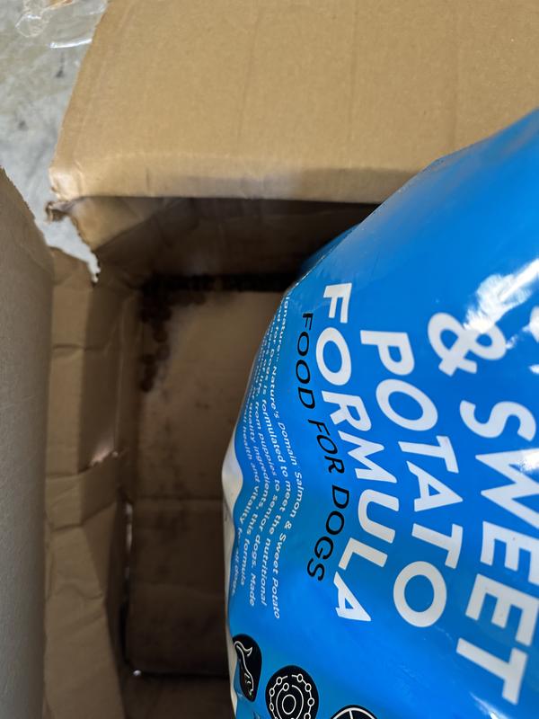 ドッグフード Kirkland Salmon & Sweet Potato Formula Kirkland Signature Nature's Domain Dog Food, Salmon & Sweet