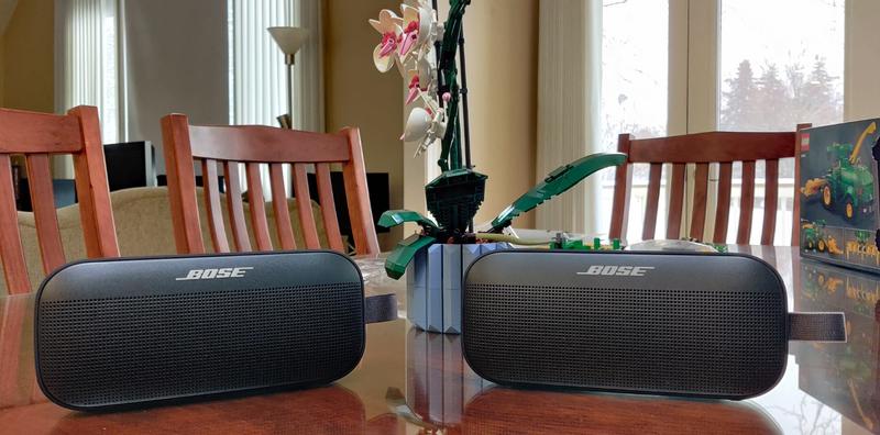 Bose SoundLink Flex SE Portable Waterproof Bluetooth Speaker