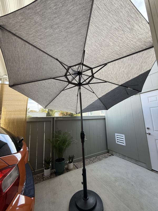 新品Sunvilla 10 'ラウンドソーラーLEDマーケットアンブレラグレー系 Sunvilla 10' Round Solar LED Market Umbrella | Costco