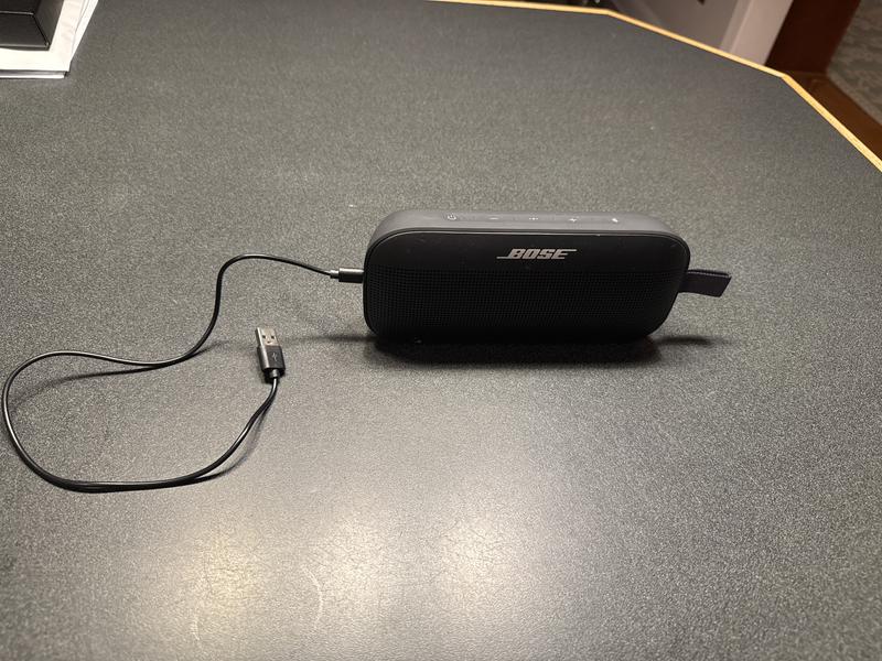 Bose SoundLink Flex SE Portable Waterproof Bluetooth Speaker