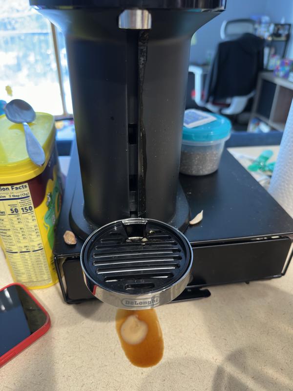 Nespresso Vertuo Next Deluxe with Aeroccino 3 and 32