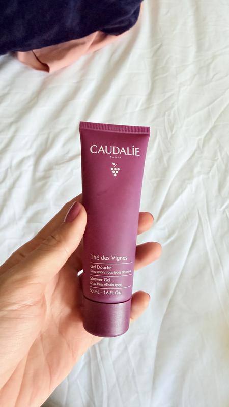 Customer photo for "Great shower gel!"