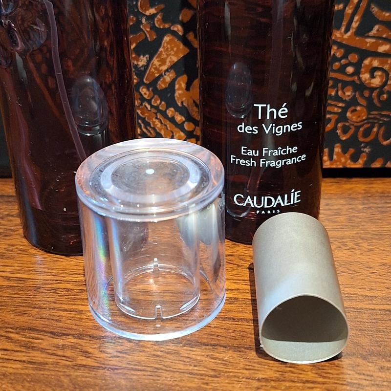Customer photo for "Cheapened quality"