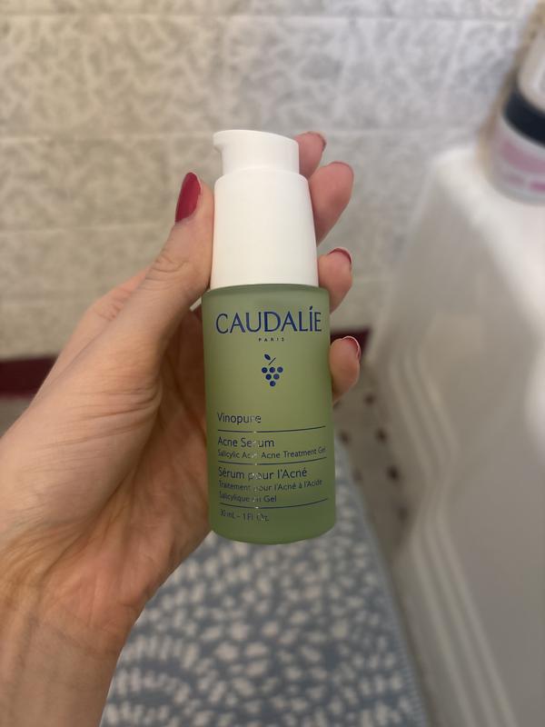 Customer carousel item 9.