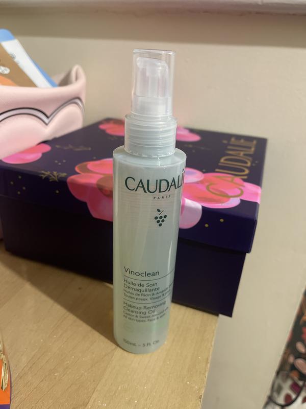 Customer carousel item 10.