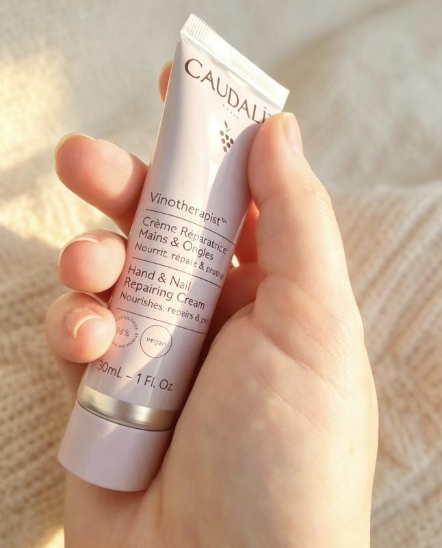 Customer photo for "Instant hydration for the hands"
