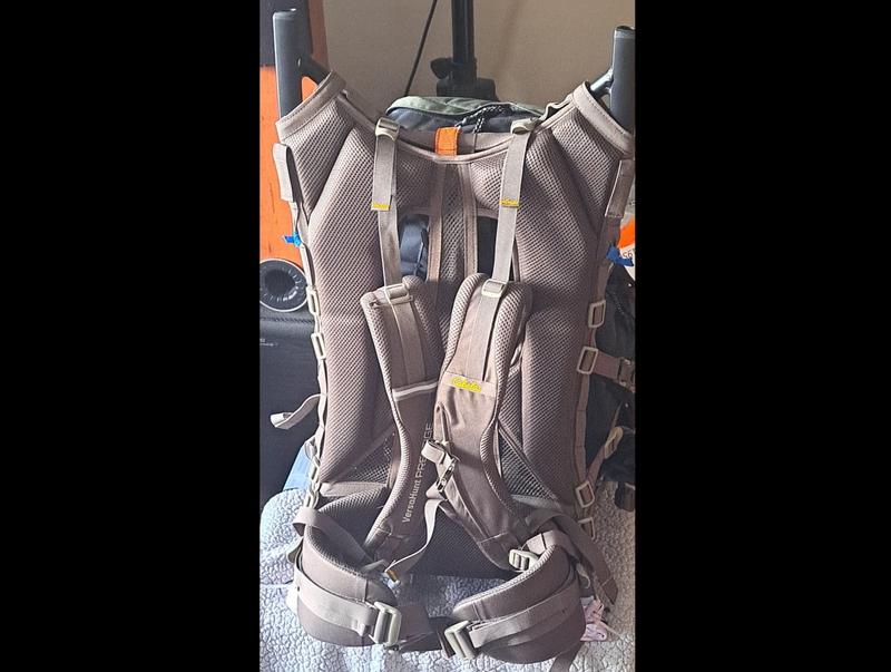 Cabela's VersaHunt Prestige Pack Frame and Harness