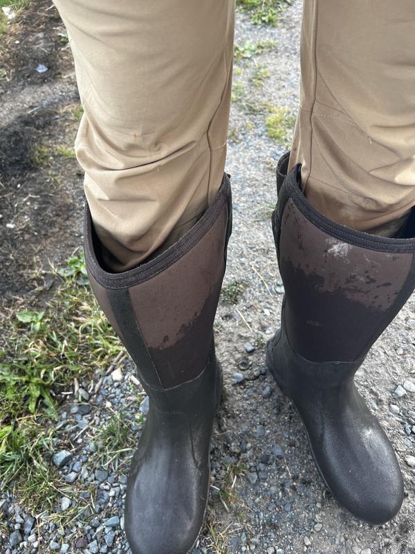 Wide calf hot sale muck boots