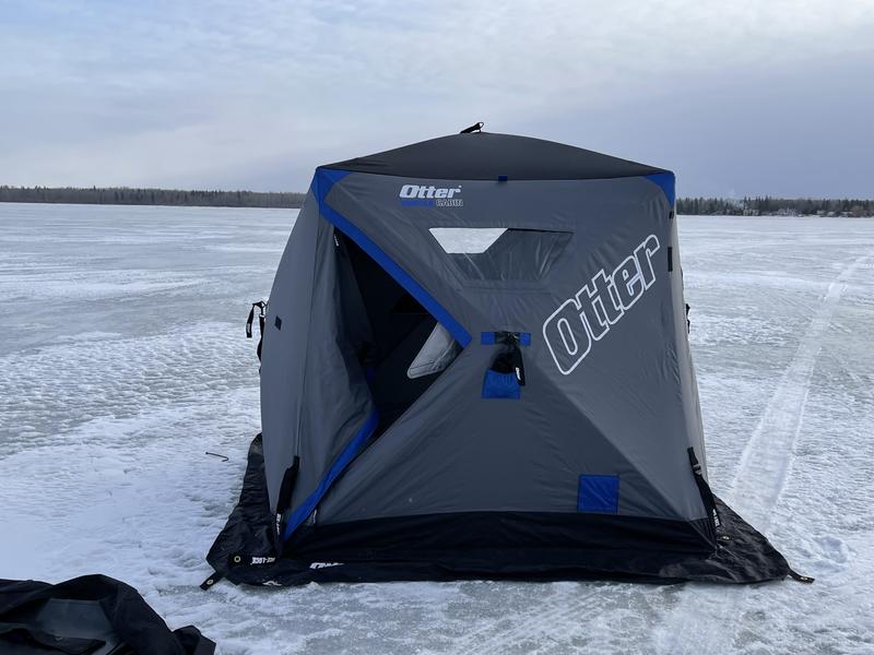 Otter hub outlet shelter