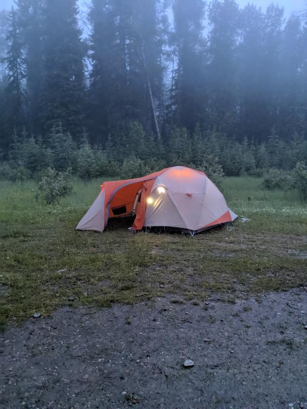 Cabela's West Wind 4-Person Dome Tent