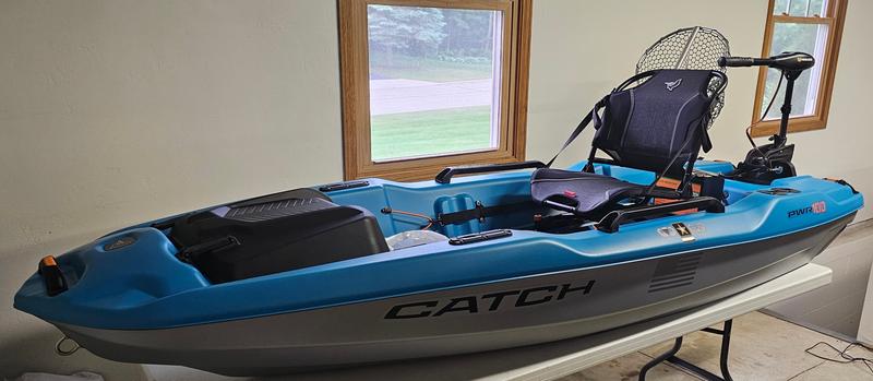 Pelican CATCH PWR 100 Single-Person Fishing Boat