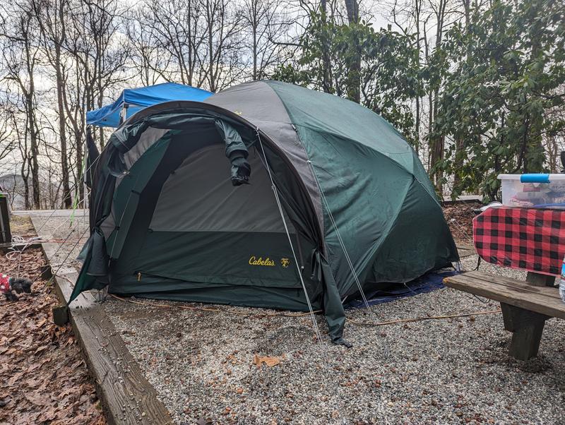 Cabela's Alaskan Guide Model Geodesic 6-Person Tent | Bass Pro Shops