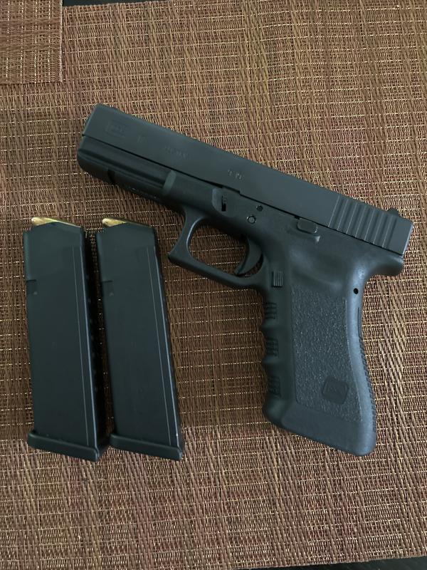 GLOCK G17 Gen 3 Semi-Auto Pistol | Bass Pro Shops