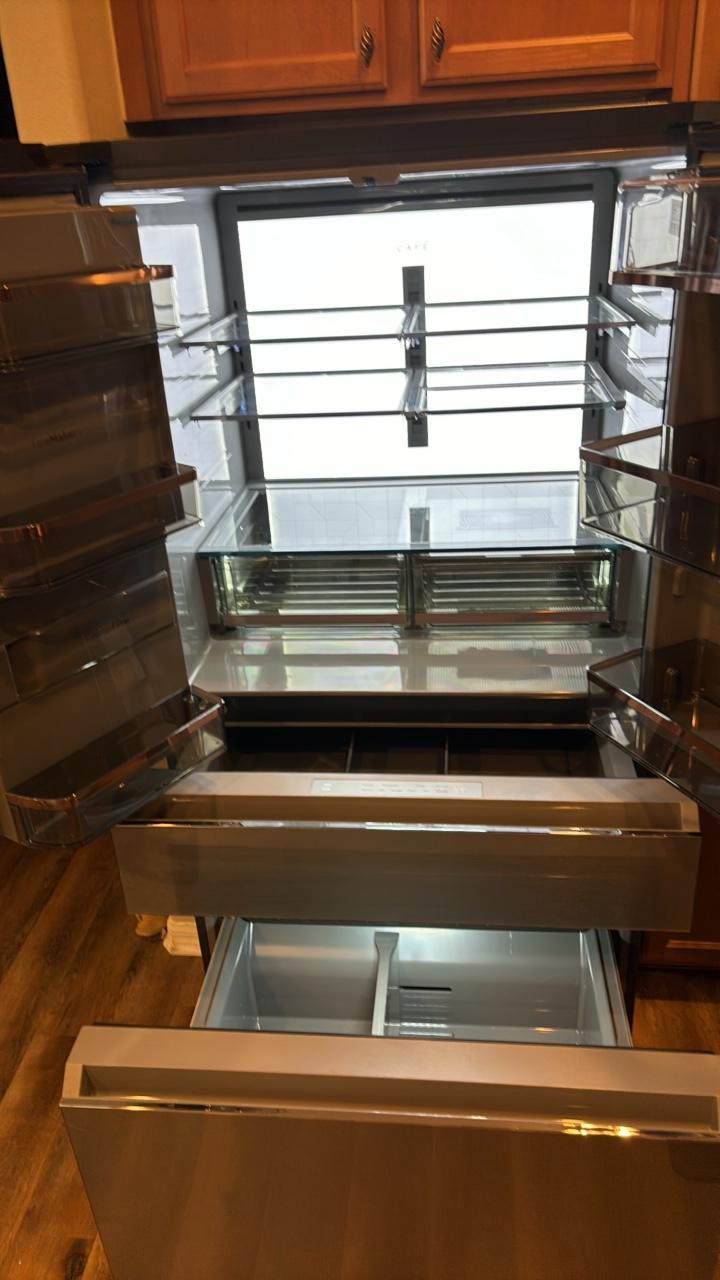 Image 2 of 4