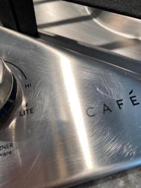 Café™ 36 Gas Cooktop - CGP95362MS1 - Cafe Appliances