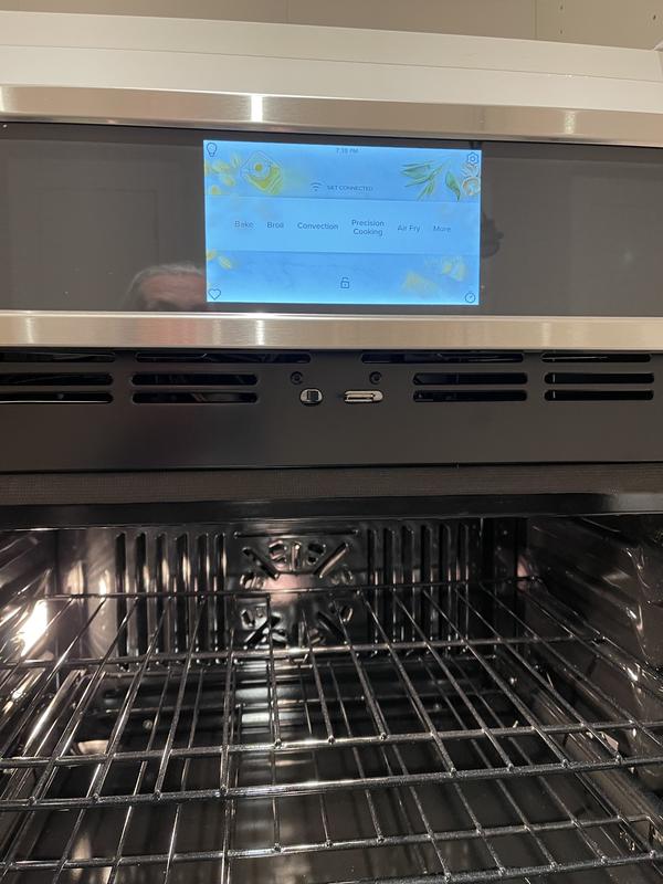 Wolf E Series 30 Stainless Steel Built In Single Oven - SO30TE/S/TH