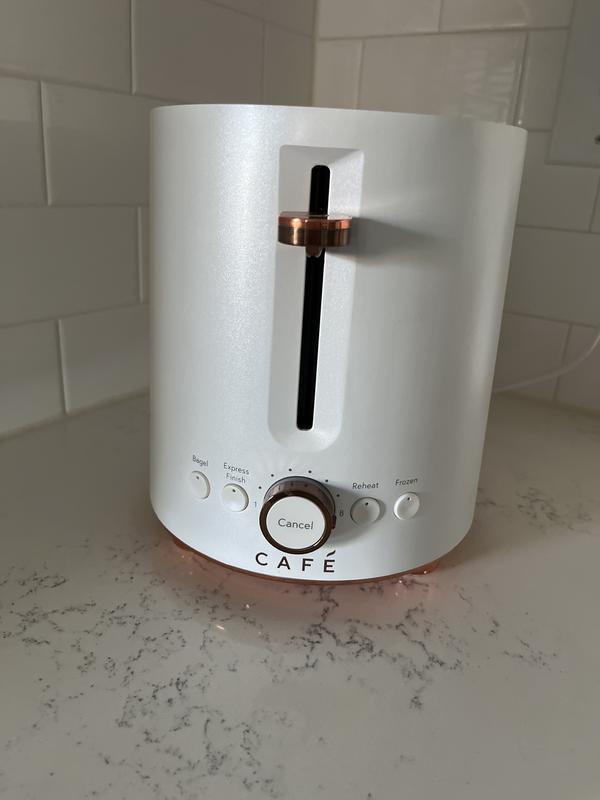 Four Pre-Set Functions – Café Express Finish Toaster 