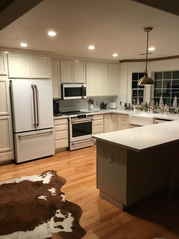 Café™ ENERGY STAR® 23.1 Cu. Ft. Smart Counter-Depth French Café™ ENERGY STAR® 23.1 Cu. Ft. Smart Counter-Depth French