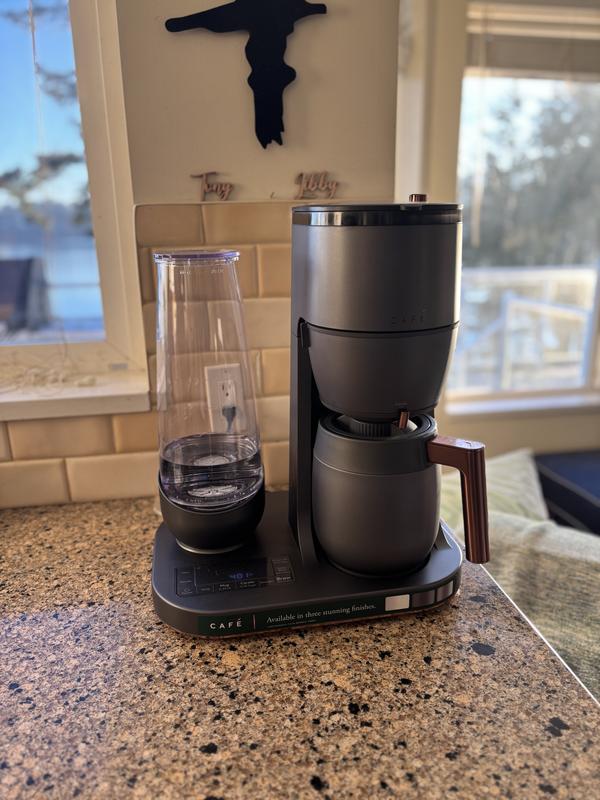 Café™ Specialty Grind and Brew Coffee Maker with Thermal Café™ Specialty Grind and Brew Coffee Maker with Thermal
