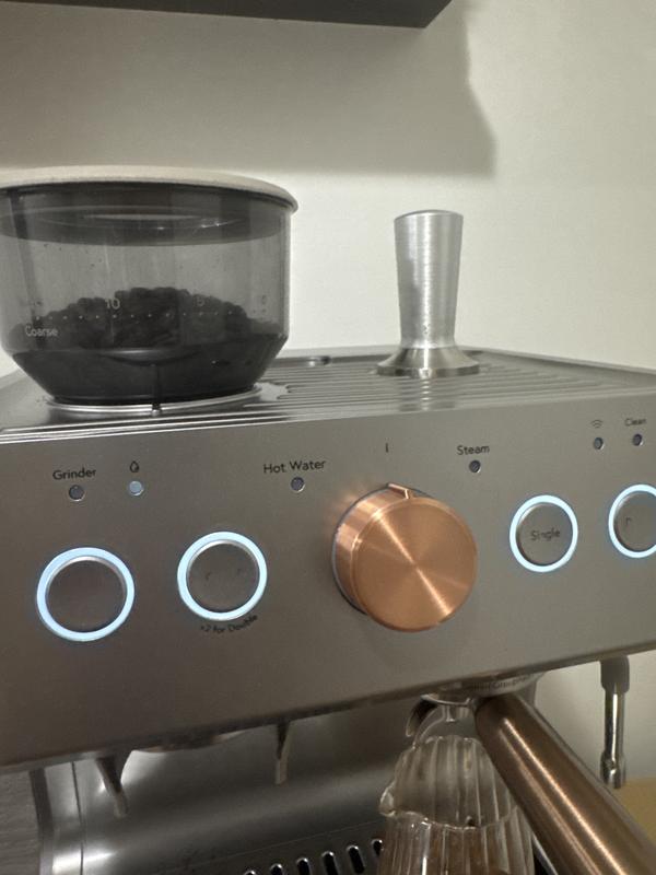 It only does half a shot and All lights flash