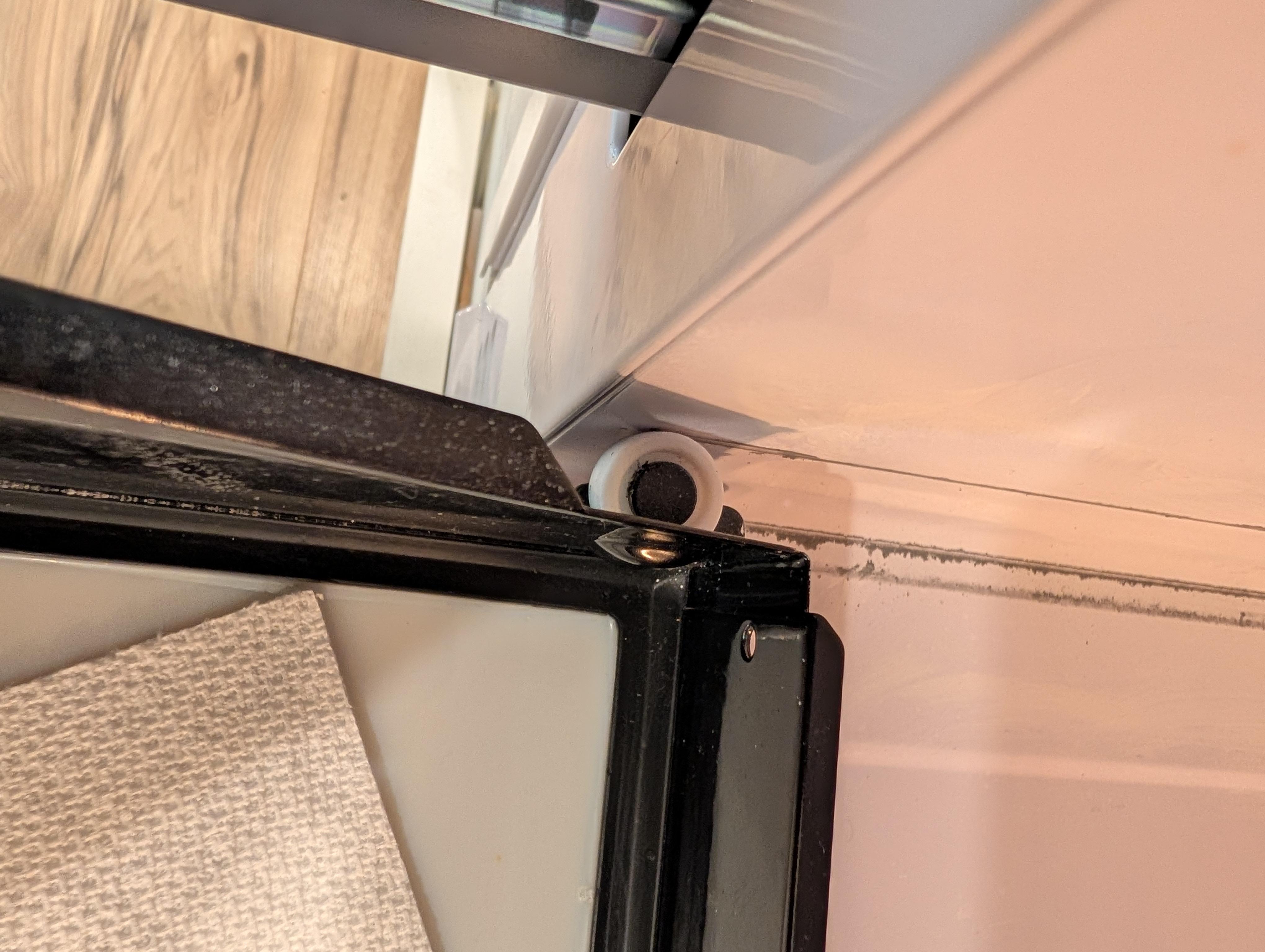 Image 3 of 3