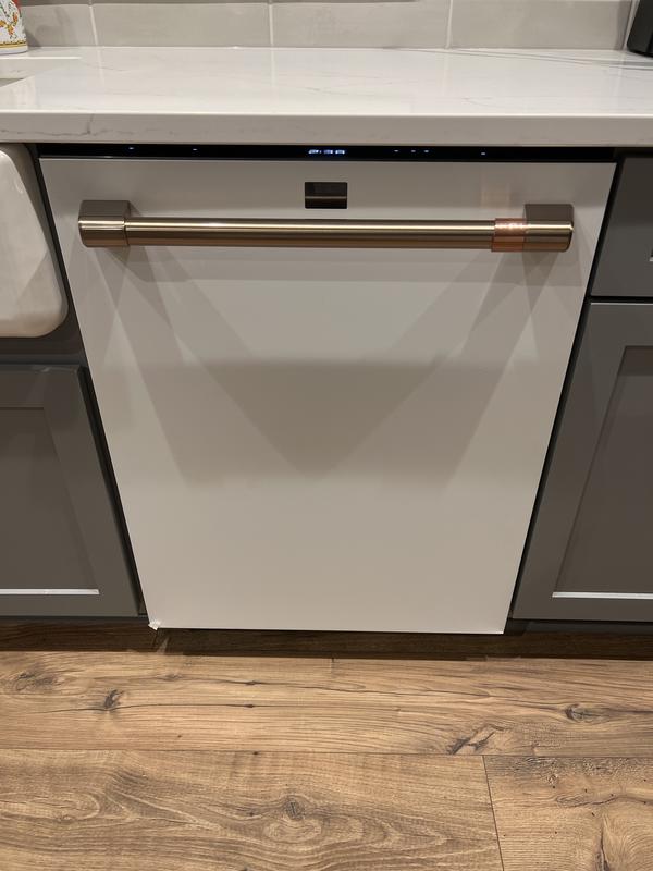 GE Dishwasher 2023 GE Vs Profile Vs Cafe Dishwashers, 52 OFF