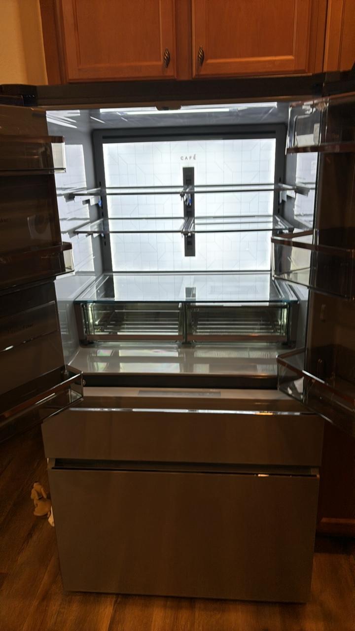 Image 4 of 4