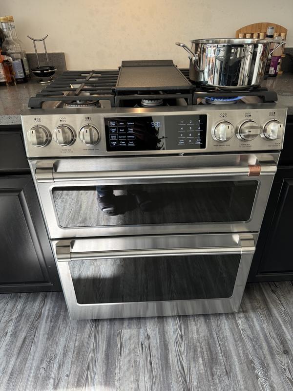 Café™ 30" Smart SlideIn, FrontControl, Gas DoubleOven Range with