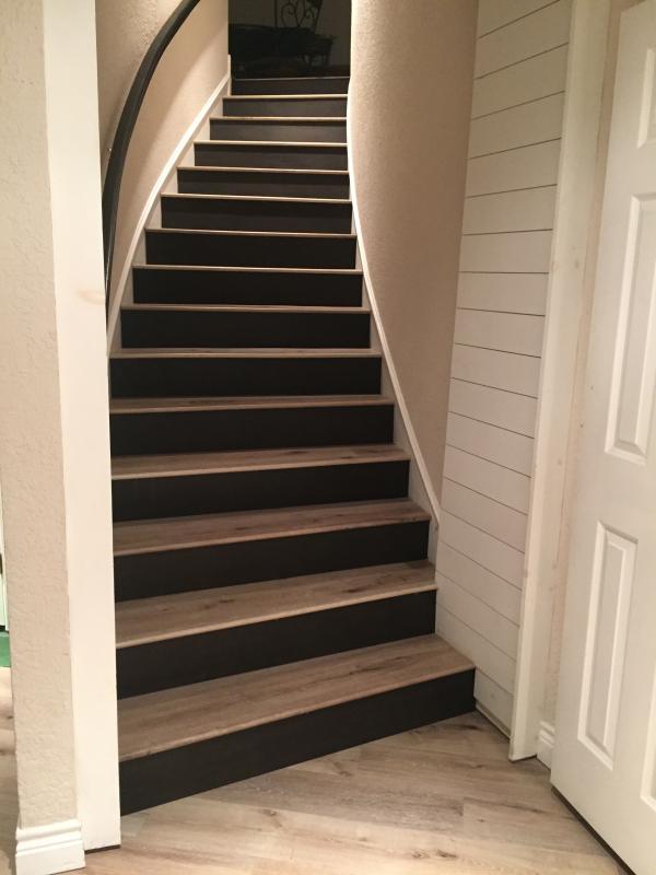 Aged Hickory Vinyl Waterproof Flooring Cali