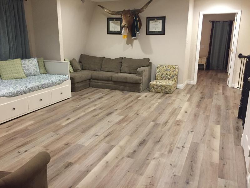 Aged Hickory Vinyl Waterproof Flooring Cali Bamboo