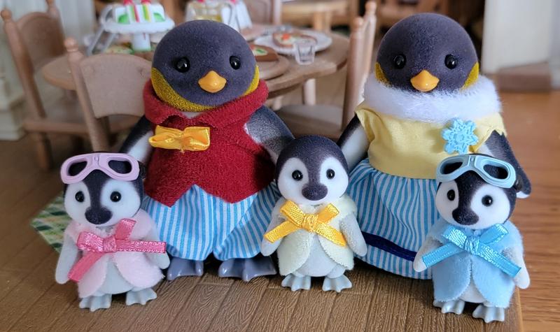 Calico critters hot sale penguin triplets