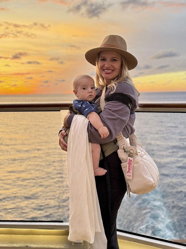 Customer photo for "Best diaper bag I’ve ever"