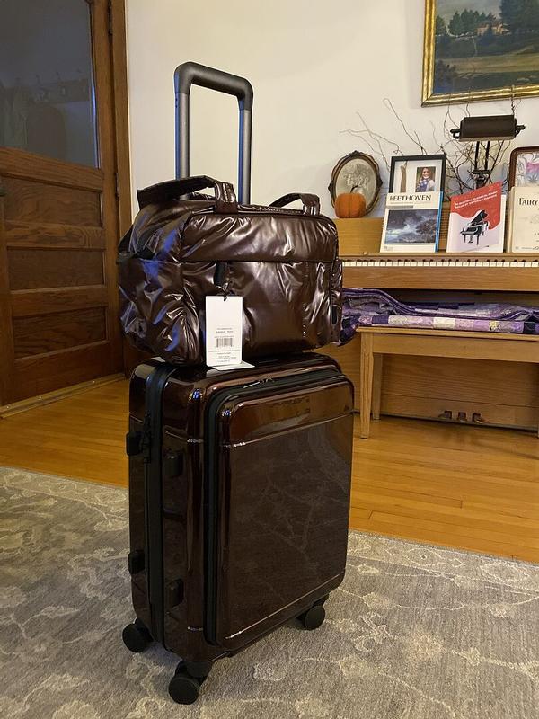 Customer photo for "This suitcase in glazed cherry"