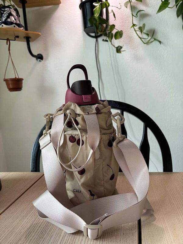 Customer photo for "LOVE the bottle bag! I've"