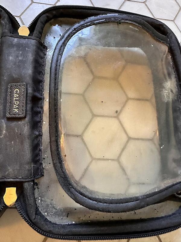 Customer photo for "Great bag- poor construction"