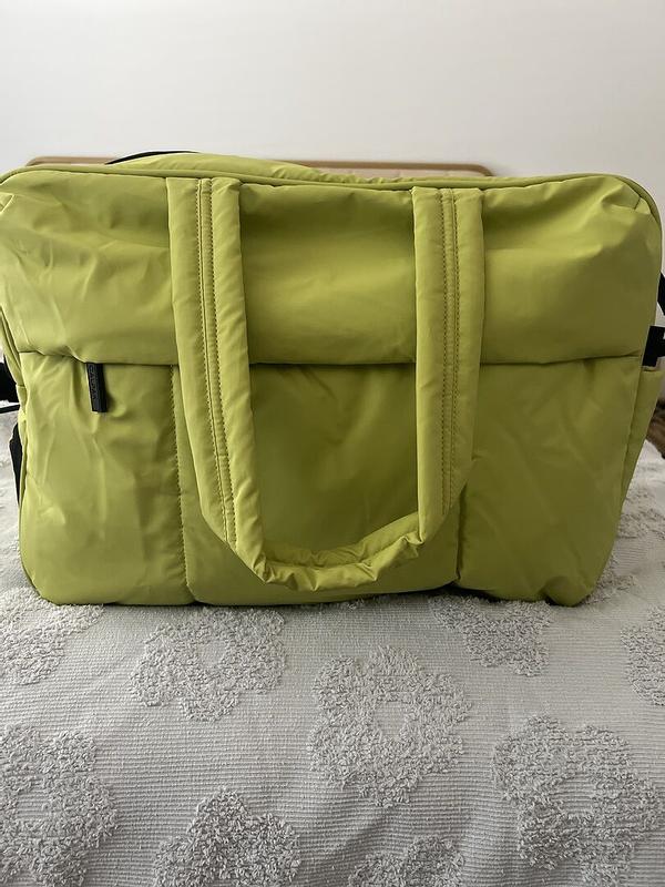 Customer photo for "Awesome, Lightweight and Comfy to Carry"