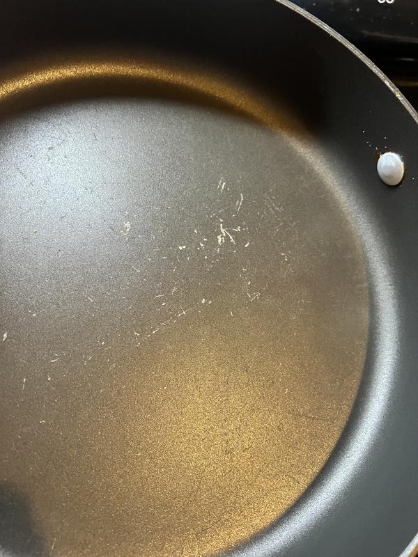 Calphalon Signature Nonstick 10-In. Omelette Pan