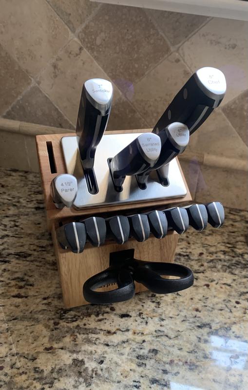 all 15 pieces were included yet there was empty slot