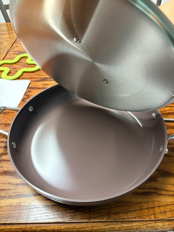 Customer carousel item 1.