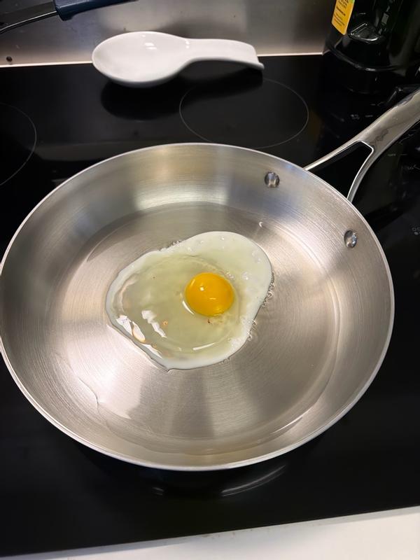 Customer photo for "Great pan, hard to keep clean"