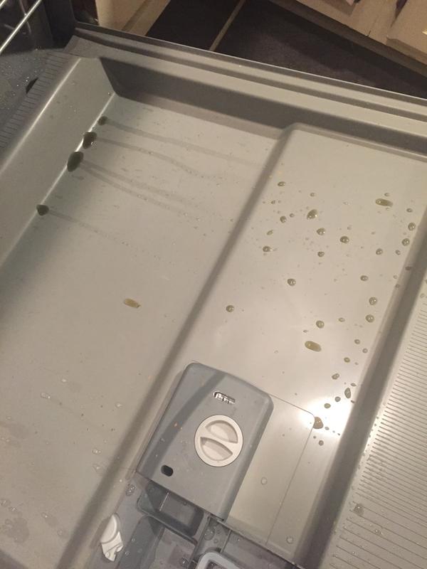 Leaking water when removing from dishwasher